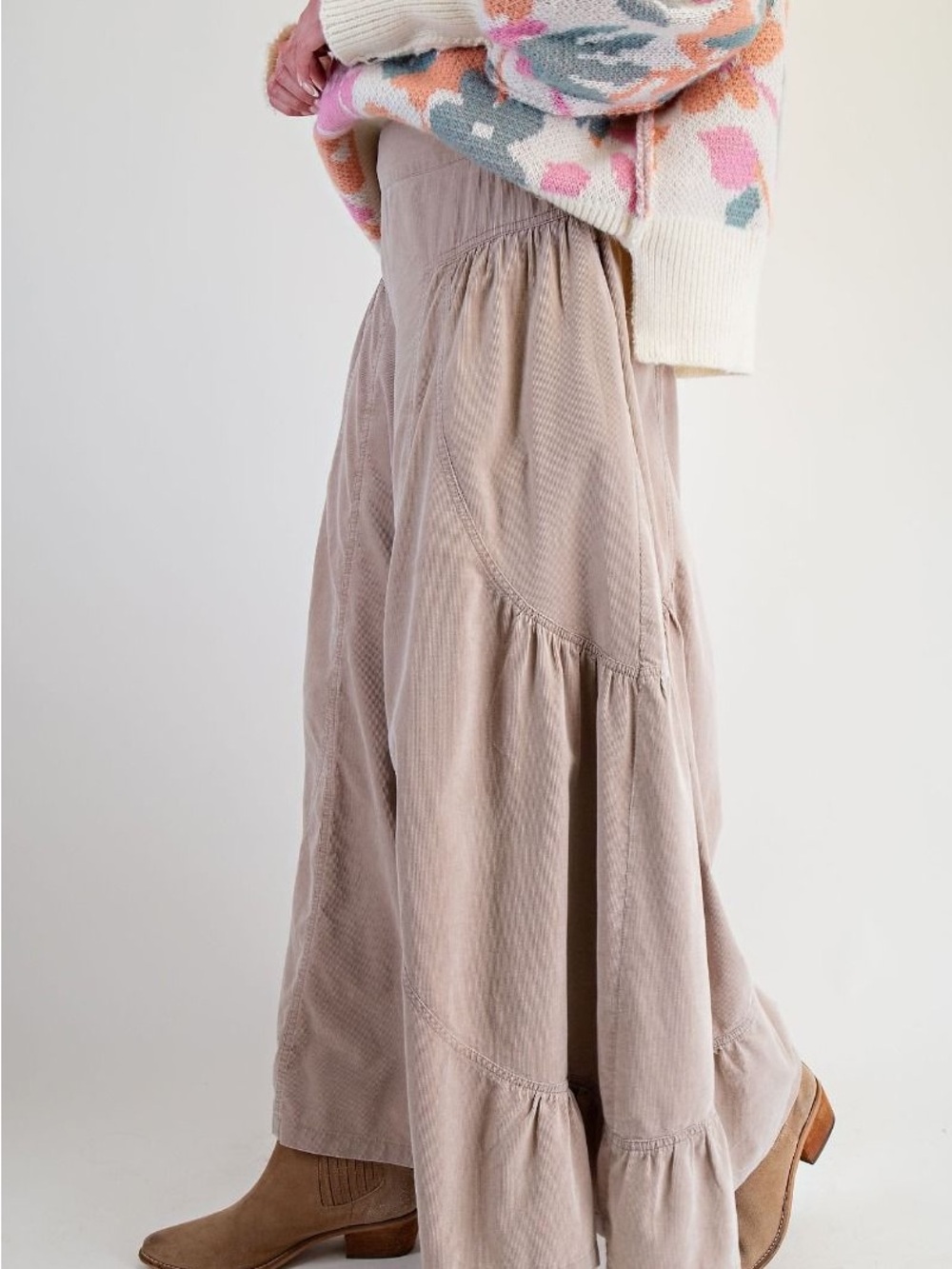Easel Corduroy. NWT. RETAIL $85